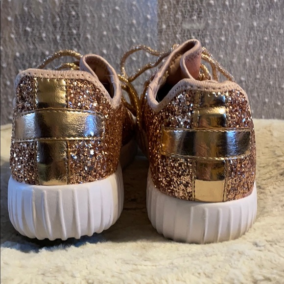 Glitter shoes - Picture 4 of 5